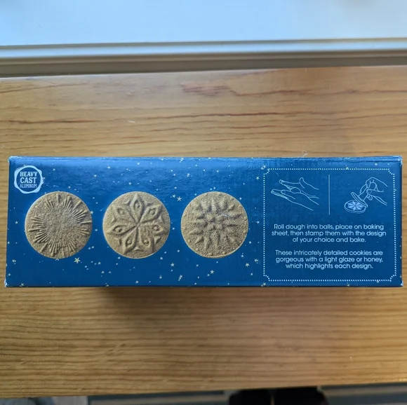 Nordic Ware Starry Night Cookie Stamps - Picture 4 of 6